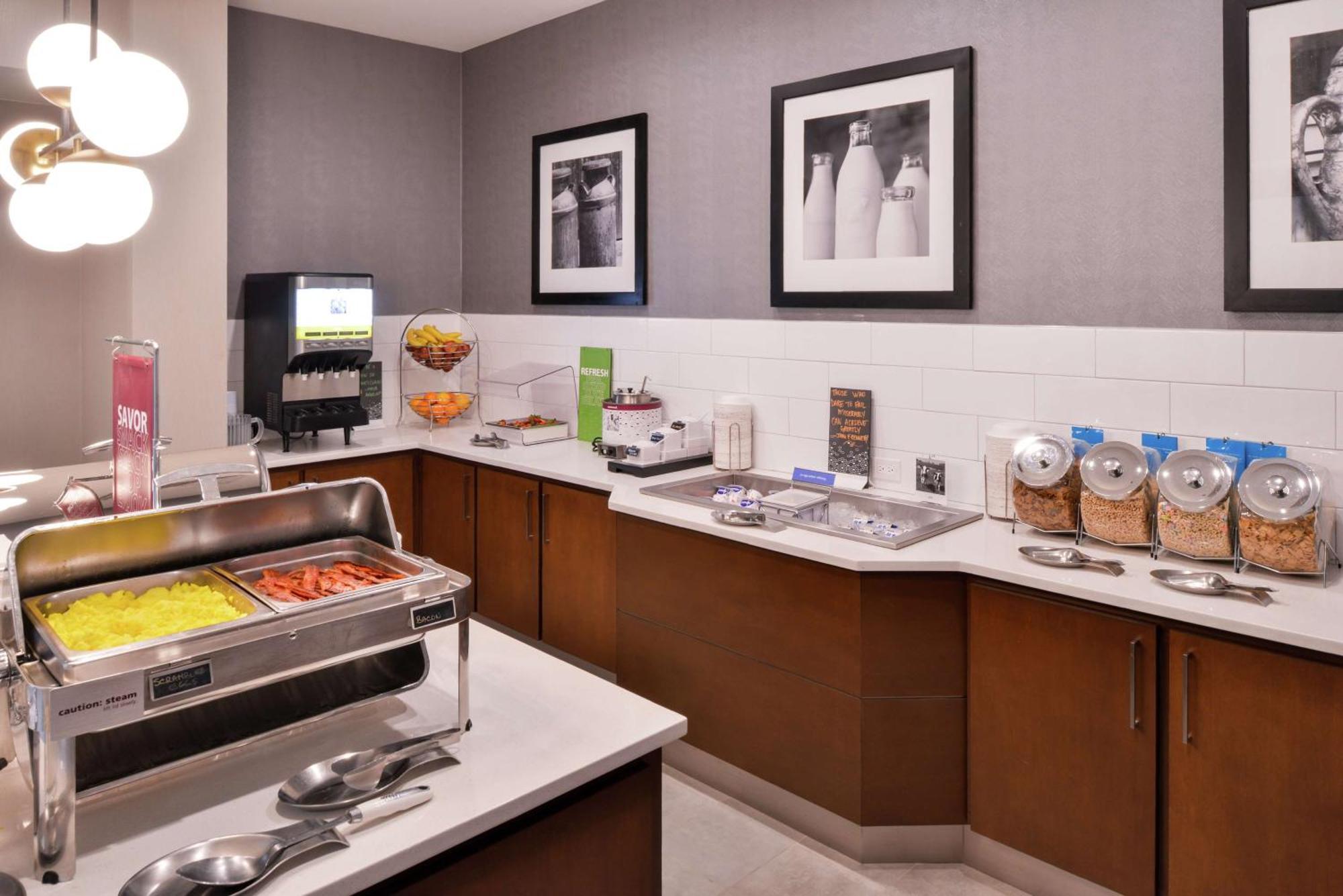 Hampton Inn & Suites Legacy Park-Frisco Exterior foto